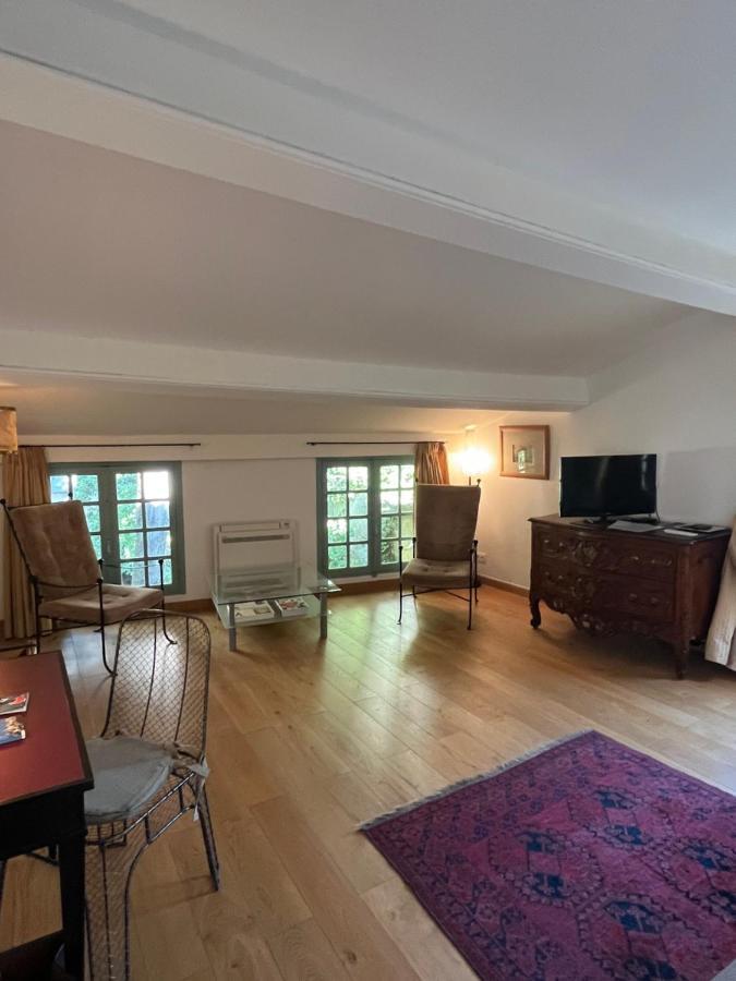 Face Au Palais Bed & Breakfast Avignon Ngoại thất bức ảnh